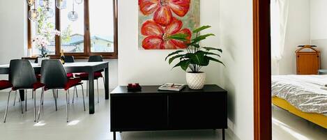 2 chambres, fer et planche Ă repasser, literie fournie