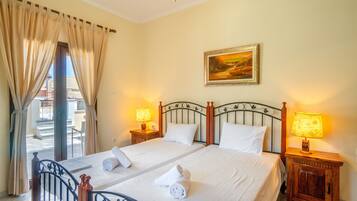 1 bedroom, iron/ironing board, free WiFi, bed sheets