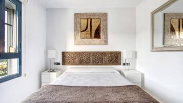 2 habitaciones, tabla de planchar con plancha y wifi gratis