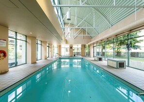 Piscine intérieure, piscine chauffée