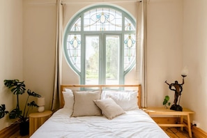 3 quartos, escrivaninha, Wi-Fi de cortesia, roupa de cama