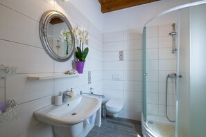 Bathtub