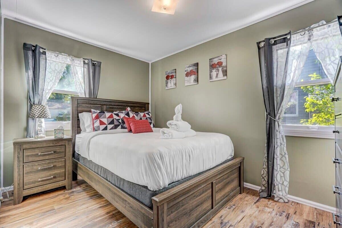 3 soverom, skrivebord, strykejern/-brett og wi-fi