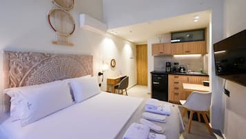 Suite Junior | Minibar, décoration personnalisée, ameublement personnalisé, bureau