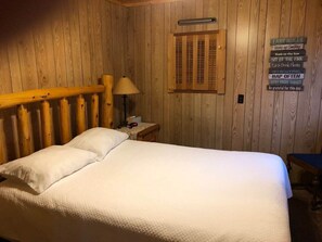 2 bedrooms, bed sheets