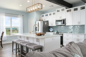 Ferienhaus, 3 Schlafzimmer | Eigene Küche | Kühlschrank, Ofen, Wasserkocher mit Kaffee-/Teezubehör, Toaster