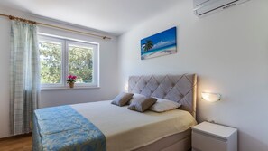6 Schlafzimmer, Bügeleisen/Bügelbrett, WLAN, Bettwäsche