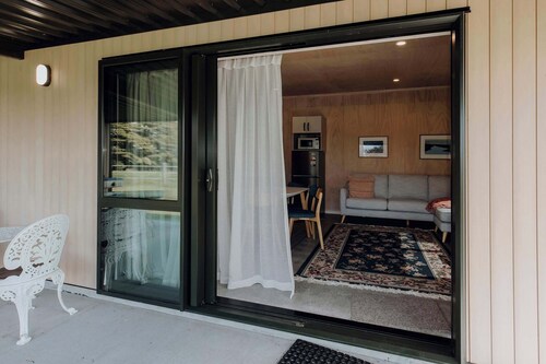 Tremorne Stay: Couples Retreat in Taranaki