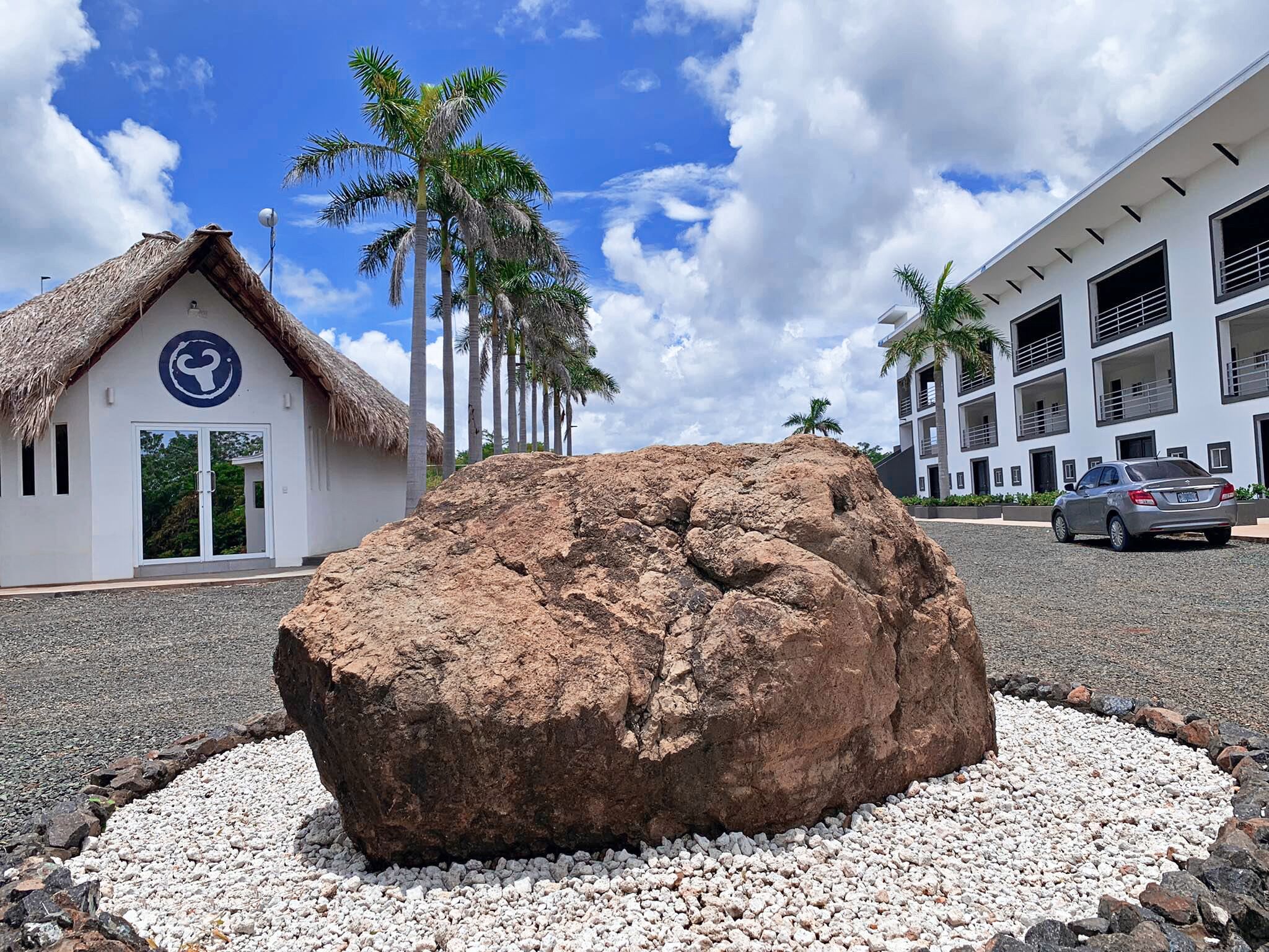 Reception, Condo building and Parking
