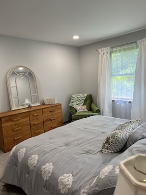 4 chambres, fer et planche à repasser, Wi-Fi gratuit, draps fournis