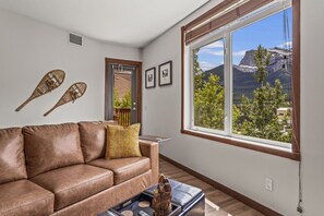 TV, fireplace - 180° Mountain Views | Two Hot Tubs | New Design (Canmore)