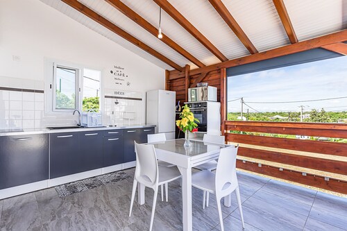 Kozy Kaz - Studio House, Sleeps 2