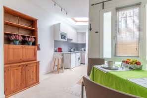 Dining - Nid d'amour - à 900m de la Tour Eiffel (Paris)