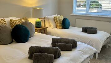 2 bedrooms, individually decorated, individually furnished