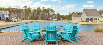 Blue Heron in the heart of Beaufort, it is a 5 star home!