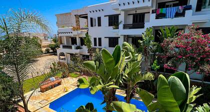 Visit Oued Laou: Jawhara