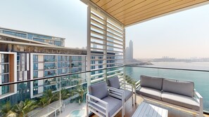 Exclusive Apartment | Balcony - Bluewaters 4-606 (Dubai)