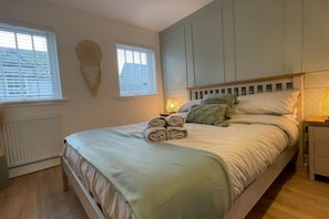 2 chambres, fer et planche à repasser, accès au Wi-Fi (inclus)