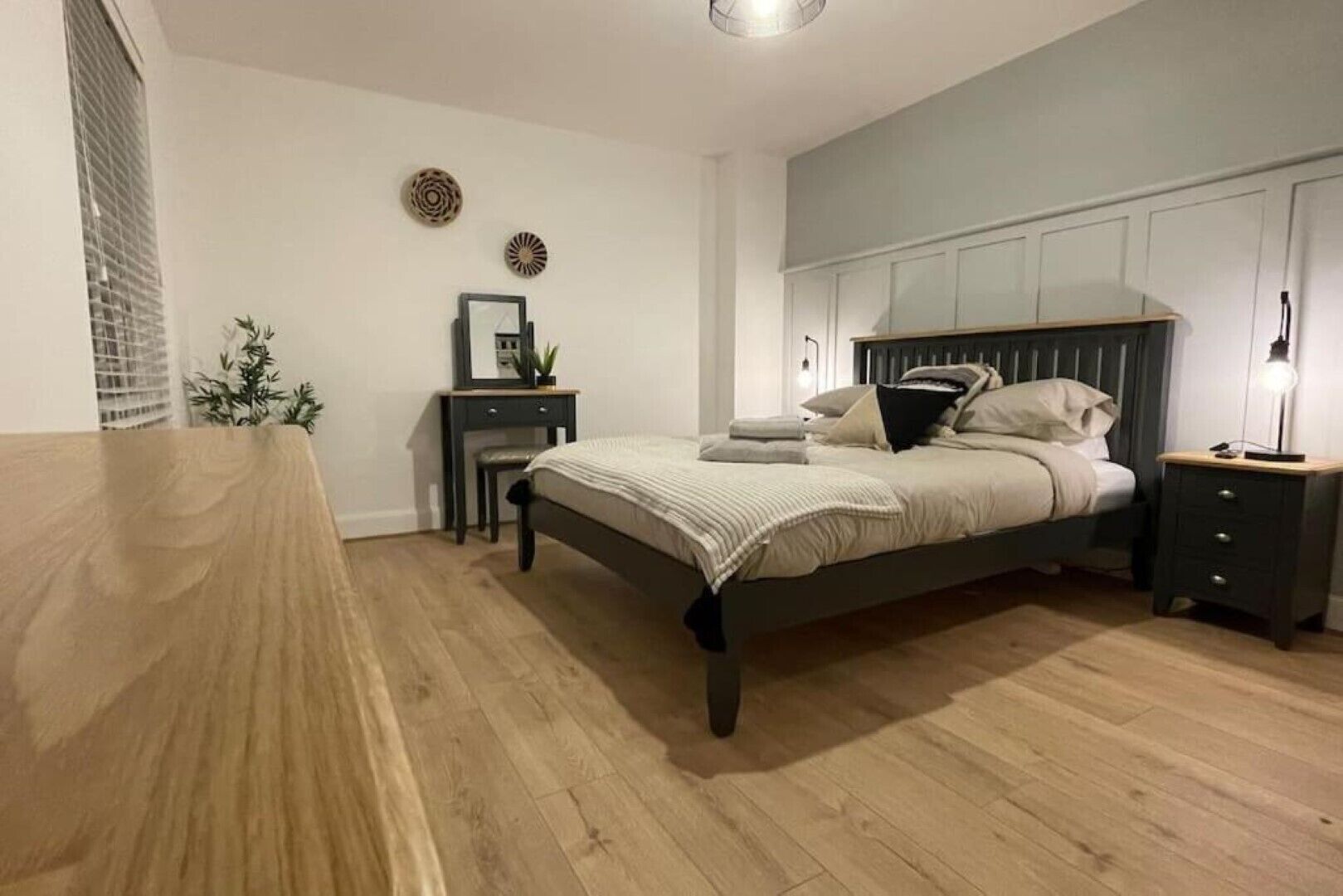 2 quartos, ferros/tábuas de passar roupa, Wi-Fi de cortesia