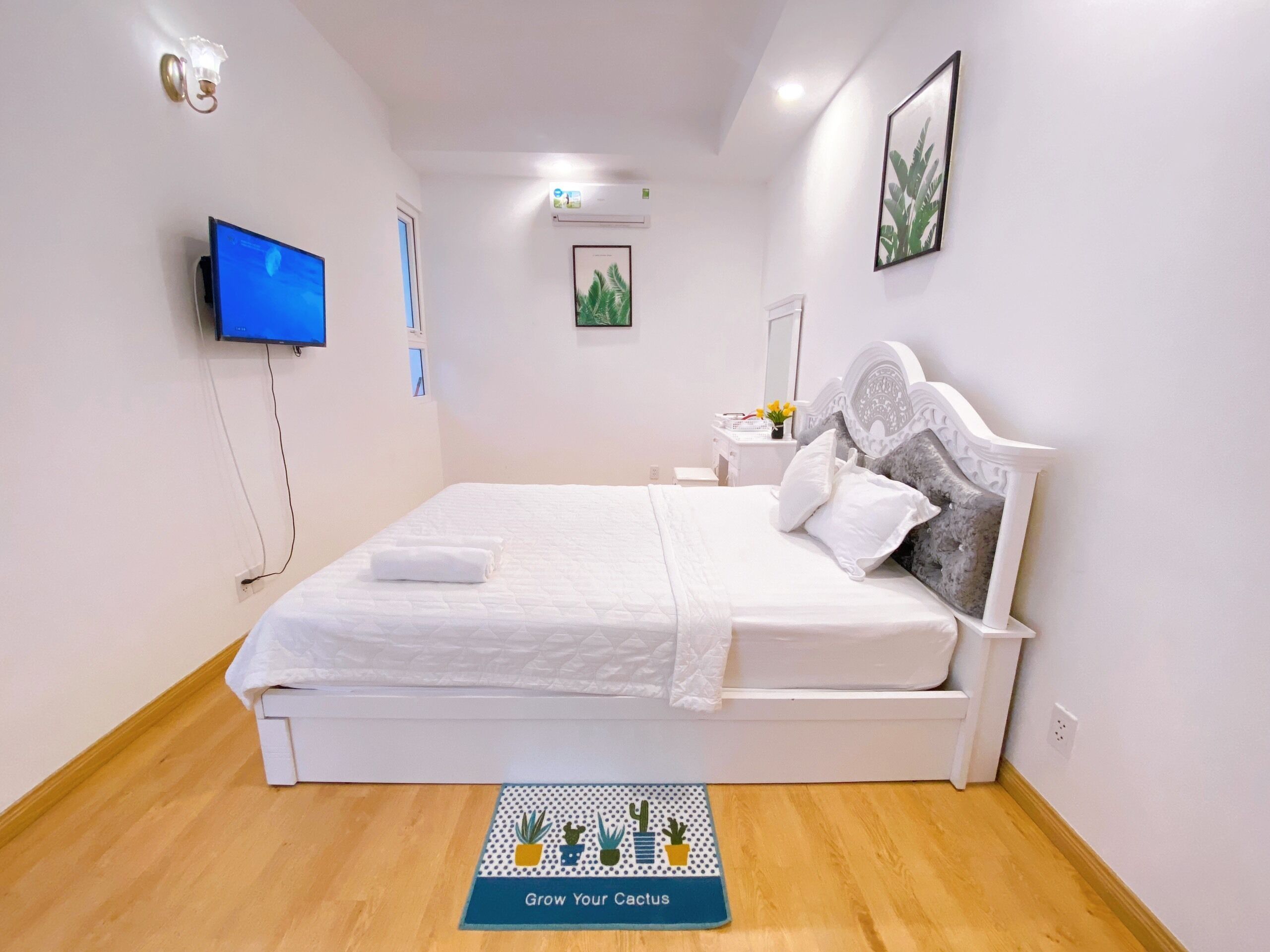 1 bedroom, iron/ironing board