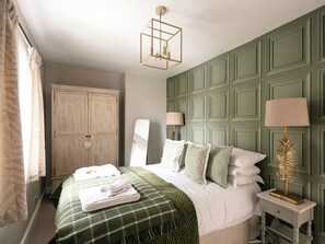 3 bedrooms, free WiFi, bed sheets