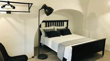 1 habitación y ropa de cama