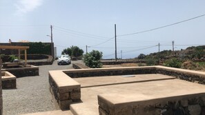 Property grounds - The cave of benikulà ancient Pantelleria Dammuso Andrea 4 (Sicilia)