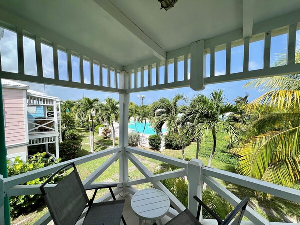 Property grounds - 5 Minute walk to the beach! (Christiansted)