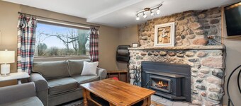 The Little Farm Fontana 5 min from Geneva Lake!