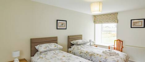 3 chambres, Wi-Fi gratuit, draps fournis
