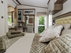Cottage | 3 bedrooms, individually decorated, individually furnished, free WiFi
