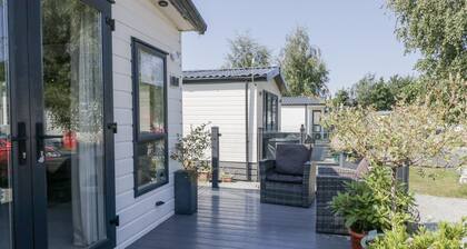 Lilac Lodge