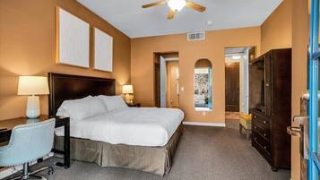 1 bedroom, desk, iron/ironing board, WiFi
