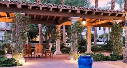 Tranquil Studio with Captivating Desert Views #C