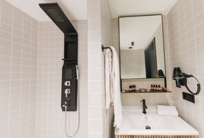 Bathroom - Hotel 21 (Tbilisi)