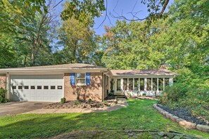 Exterior - Dobson Getaway w/ Private Pool & Game Room! (Dobson)