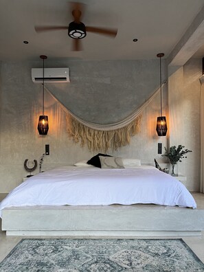 3 soverom, skrivebord, wi-fi (inkludert) og sengetøy