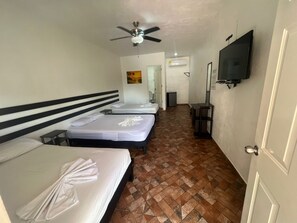 Habitación superior | Wifi gratis y ropa de cama 