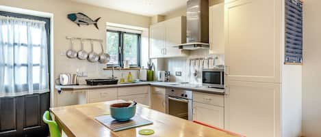 Dishwasher, freezer