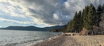 New Rustic Modern close to Ski,Beach,Restaurant’s