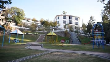 Children's play area - outdoor