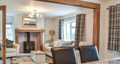 Corner Farm - UK41369