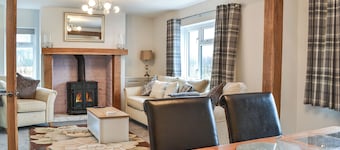 Corner Farm - UK41369