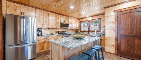 Refrigerador, microondas, horno, placa de cocina