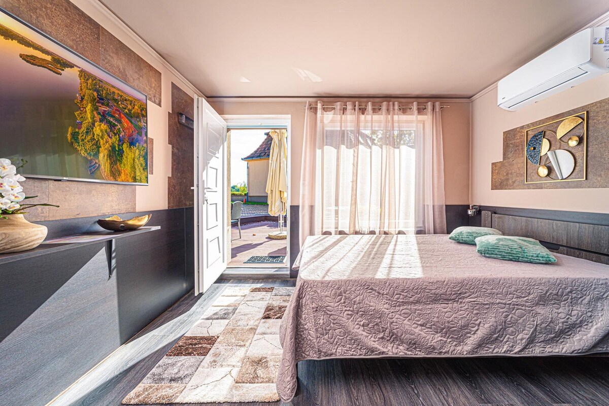 Superior balcony room