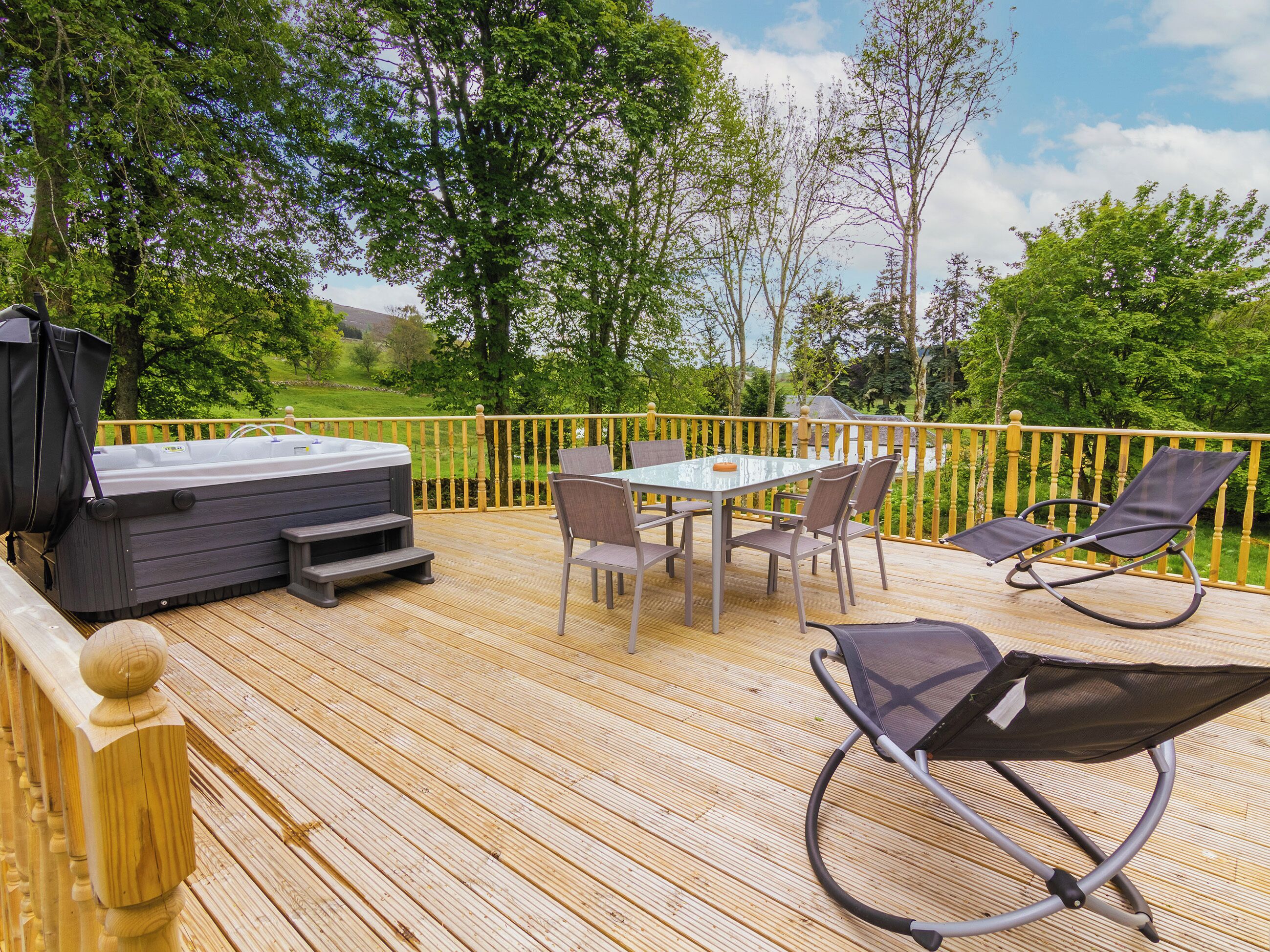 Bain à remous extérieur