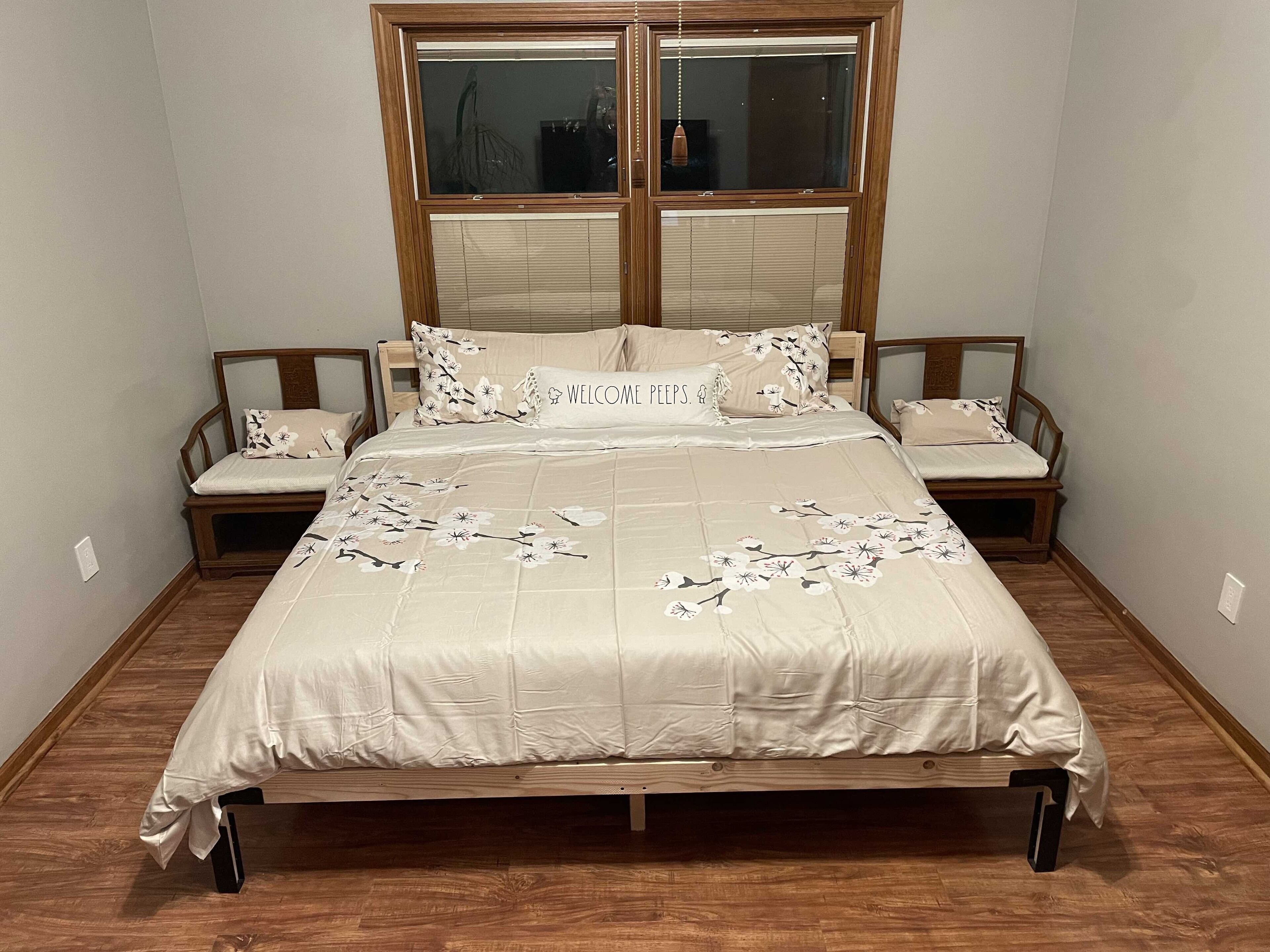One King Size Bed, One Queen Size Bed, Two Twin Size Bed, Zen Garden Town house