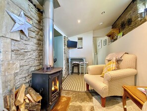Interior - 1 bedroom accommodation in Neston, near Corsham (Neston, near Corsham)