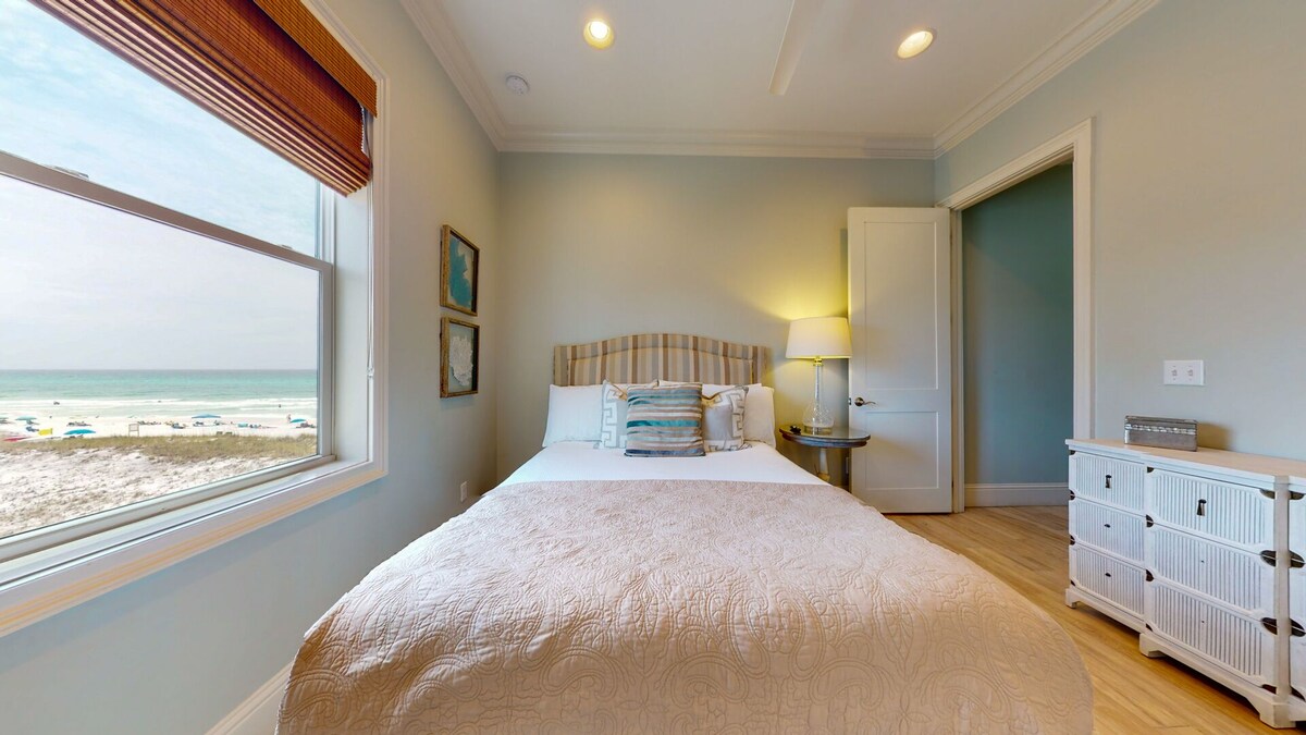 Photo 27 of La Mer - Spectacular Beachfront Luxury Home with Pool and Beach Service!
