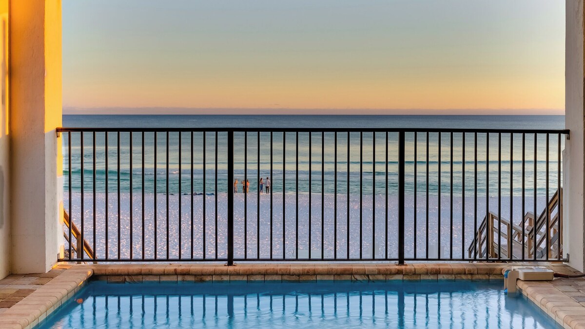 Photo 14 of La Mer - Spectacular Beachfront Luxury Home with Pool and Beach Service!